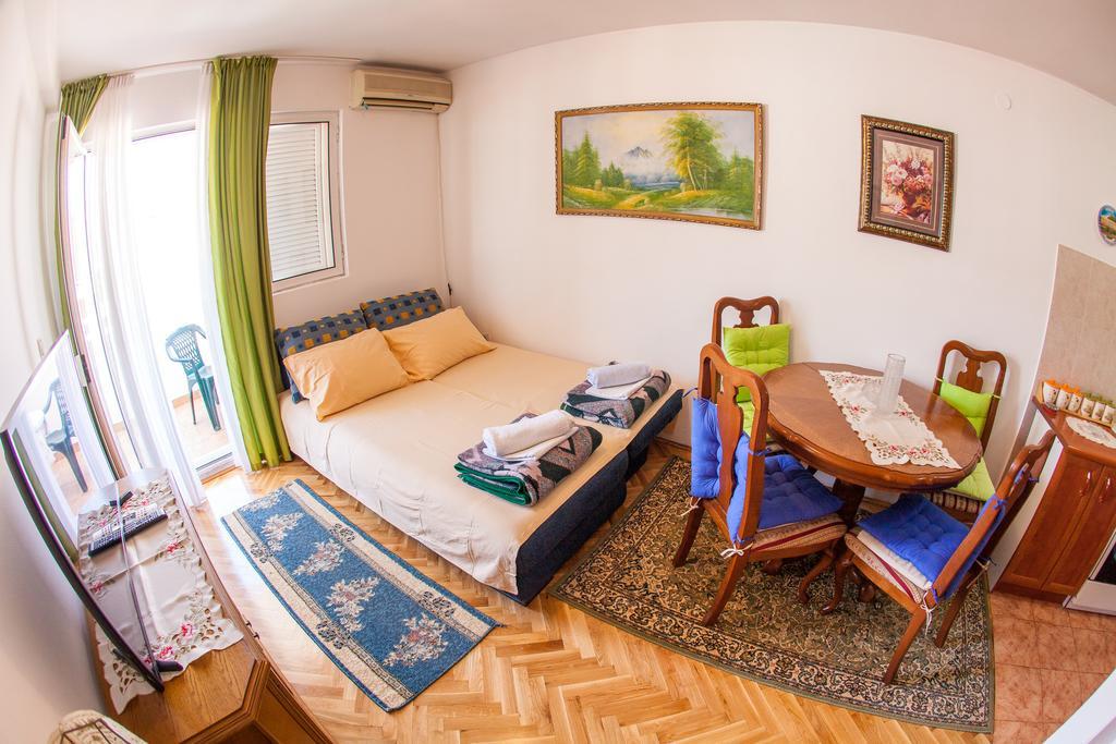 City Apartments Gosposhtina Budva Bagian luar foto