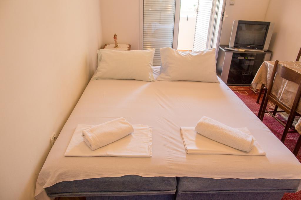 City Apartments Gosposhtina Budva Bagian luar foto