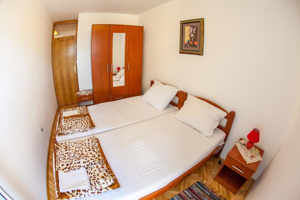 City Apartments Gosposhtina Budva Bagian luar foto