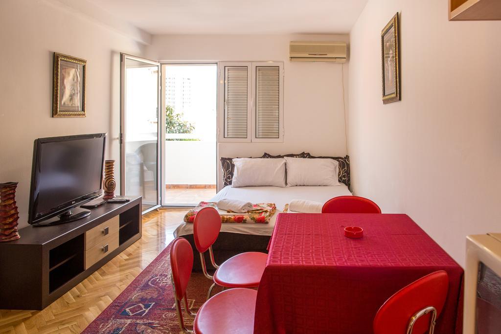 City Apartments Gosposhtina Budva Bagian luar foto