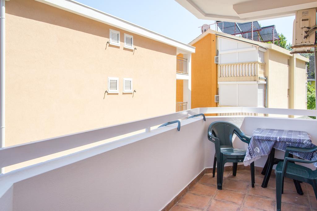 City Apartments Gosposhtina Budva Bagian luar foto