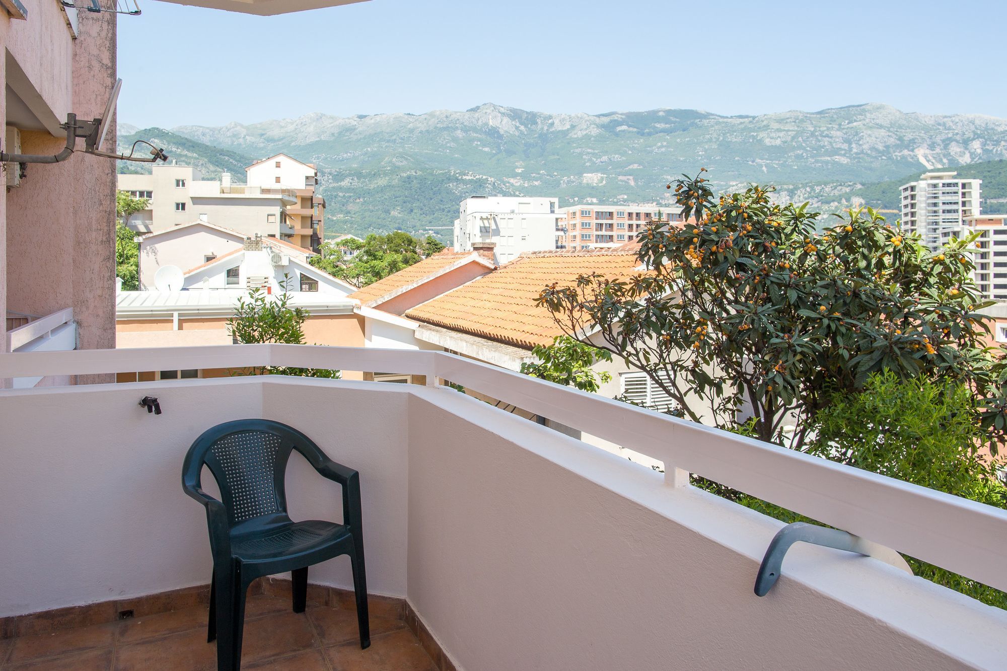 City Apartments Gosposhtina Budva Bagian luar foto