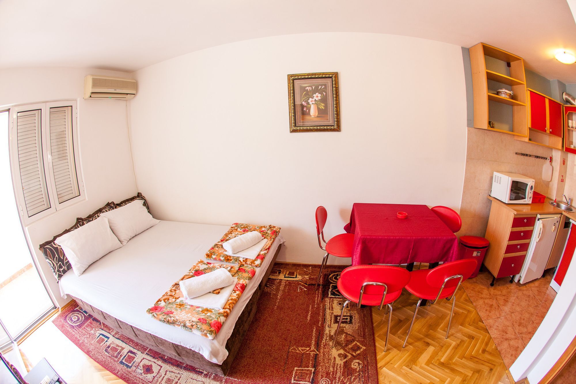 City Apartments Gosposhtina Budva Bagian luar foto