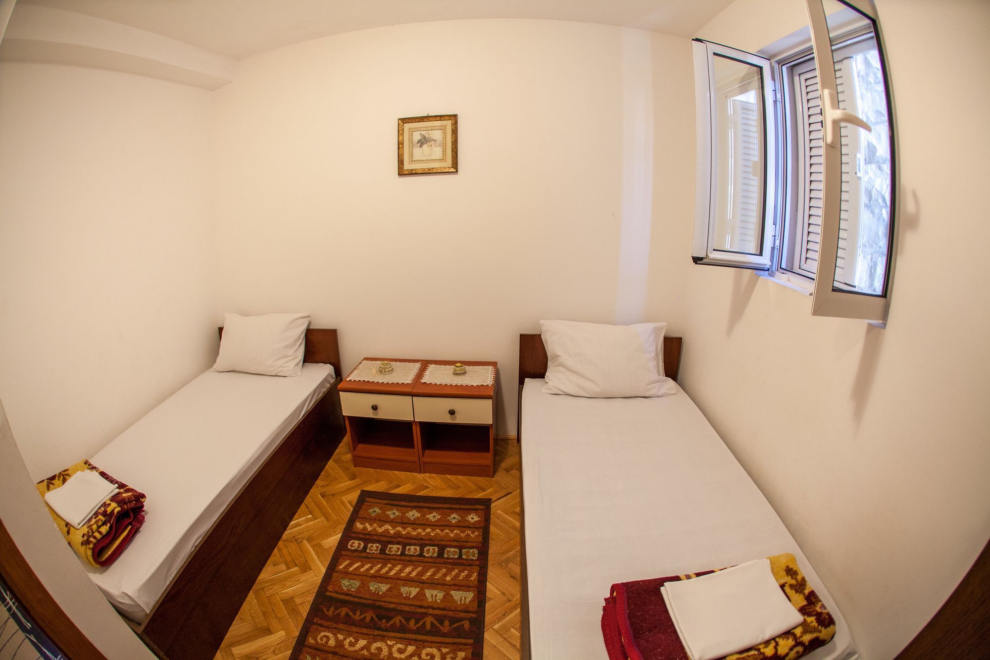 City Apartments Gosposhtina Budva Bagian luar foto