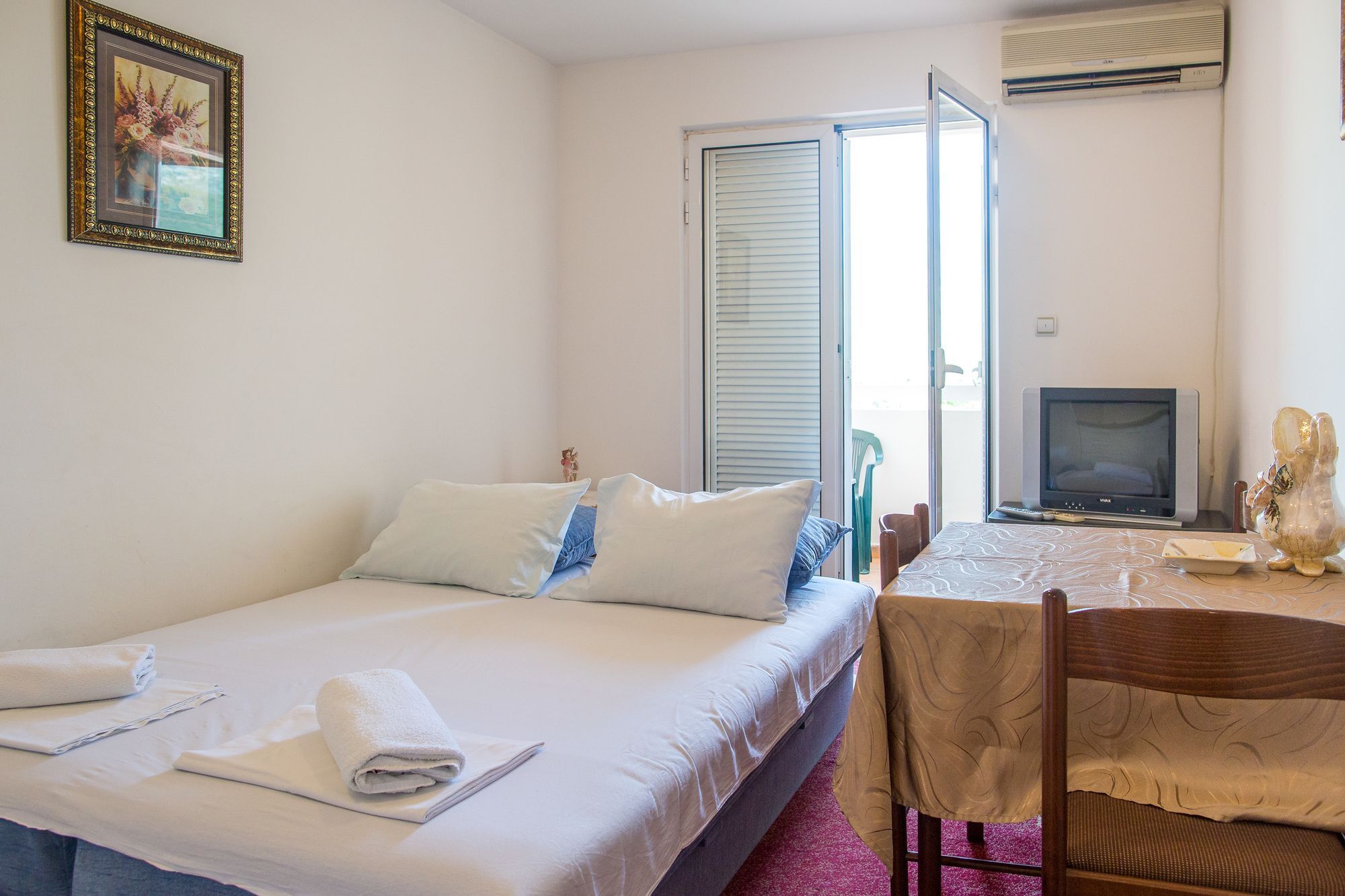 City Apartments Gosposhtina Budva Bagian luar foto